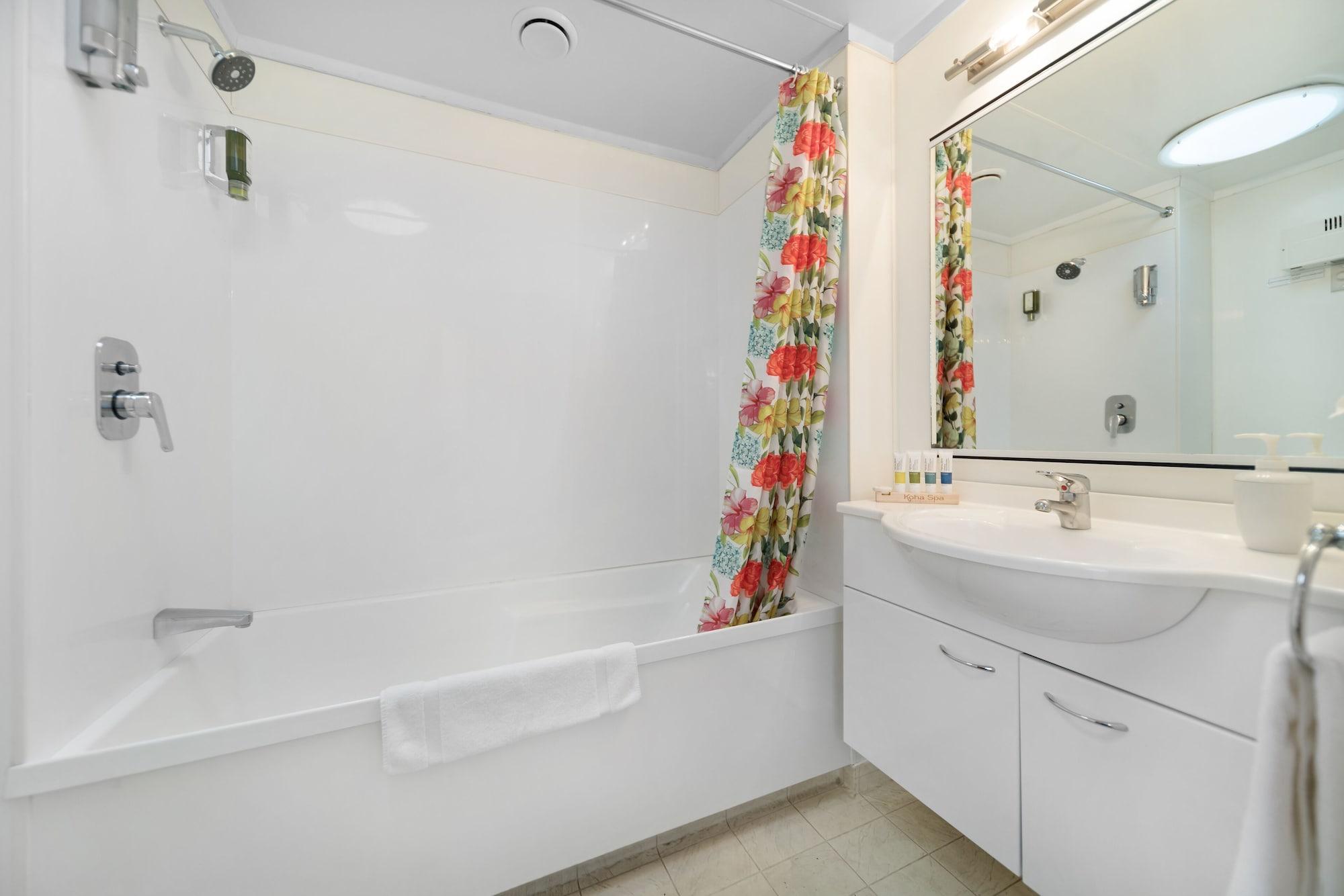 2 Bedrooms, Amity, Family, Apartment, Mountain View