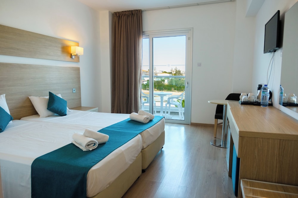 Superior, Twin Beds