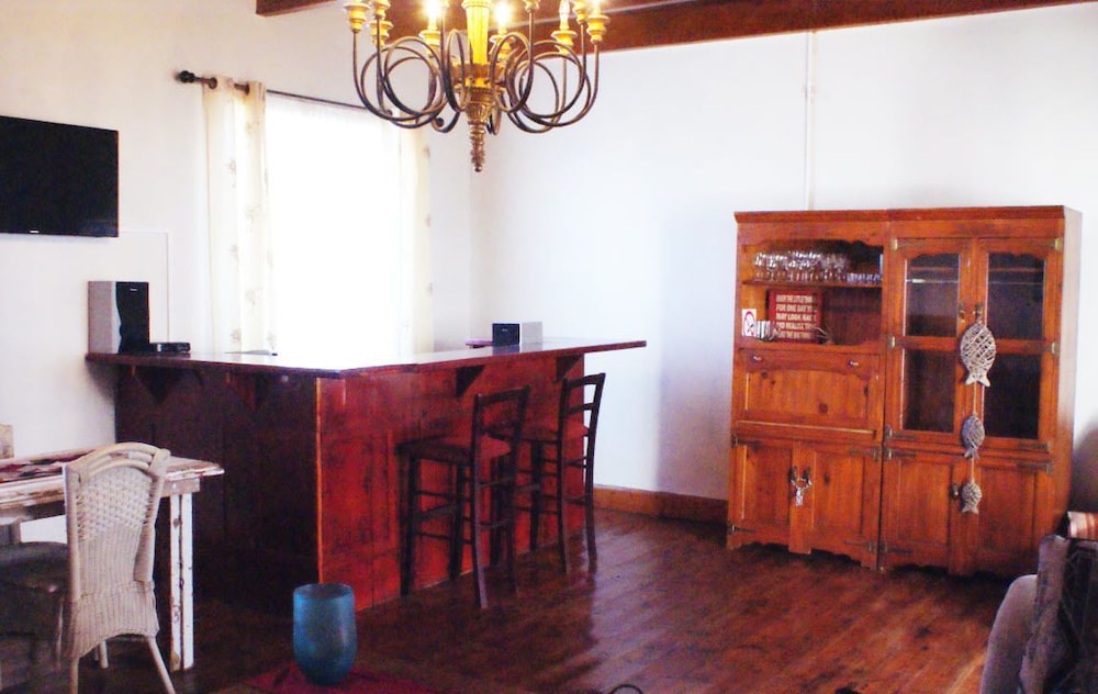 Mr Pell's House Self-Catering Accommodation 2/20
