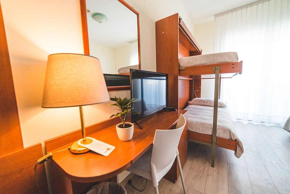 Hotel Sole 41/66