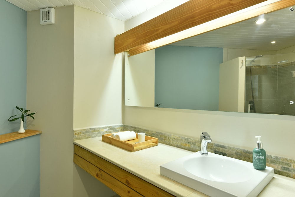 Veranda Palmar Beach Hotel and Spa 58/60