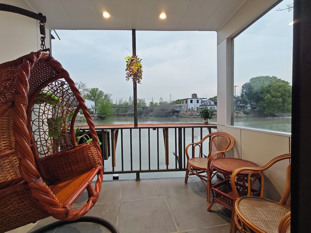 Wuzhen Liangzhu Boutique Inn 24/50