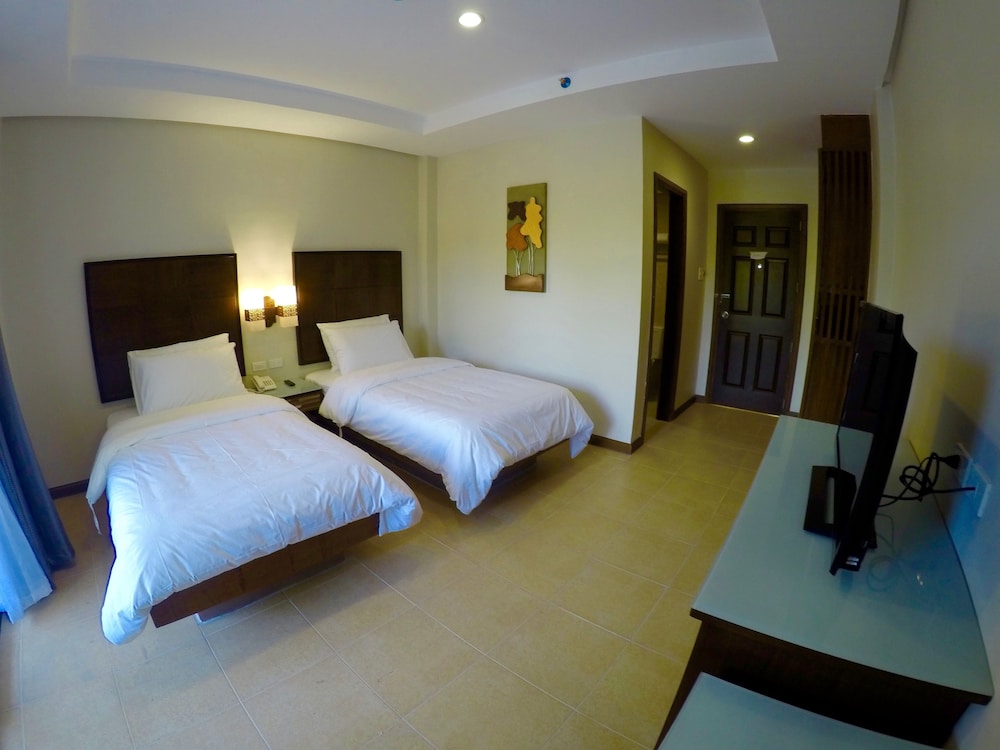 MO2 Lagoon Coron 16/61