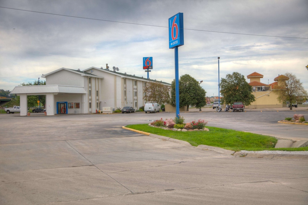 Motel6 Council Bluffs, IA - Omaha East 61/68