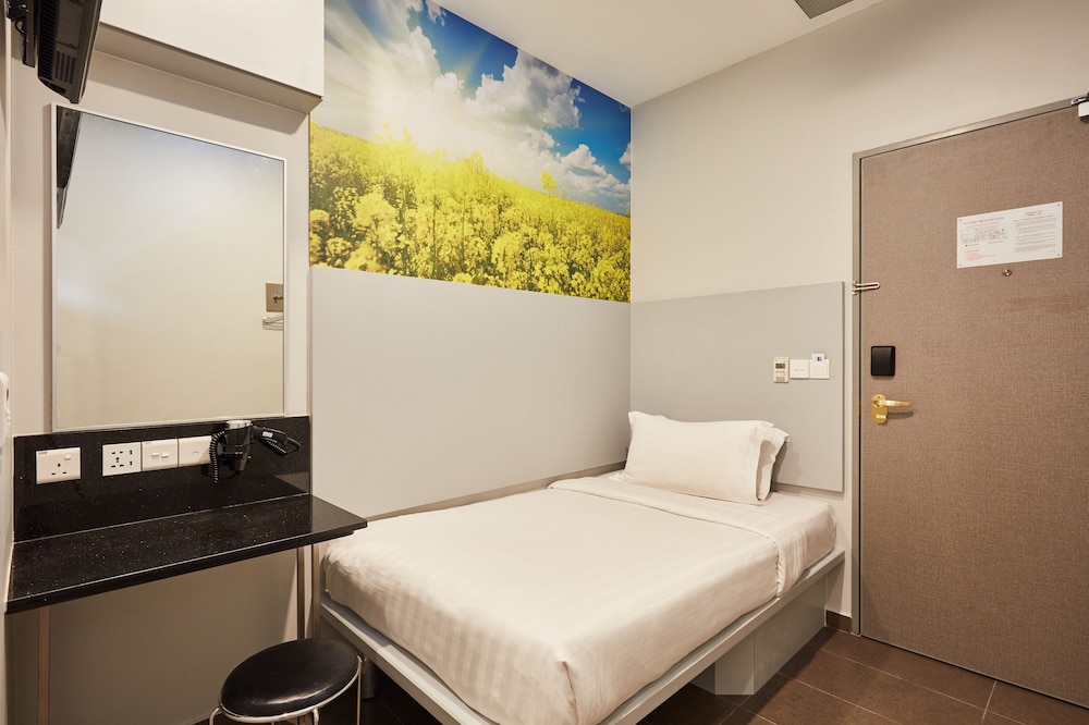 Ibis Budget Singapore Bugis 32/51