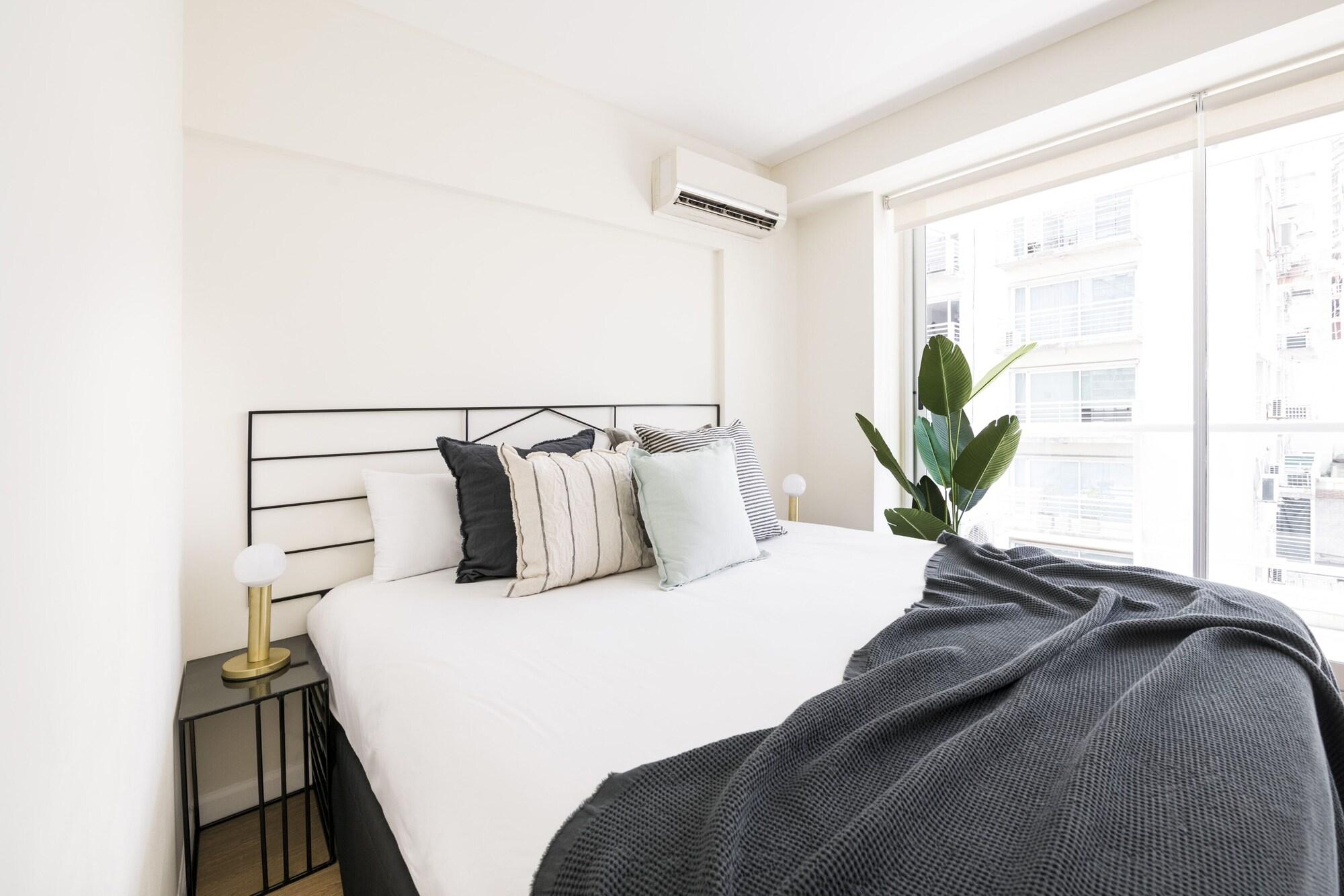 2 Bedrooms, Apartment