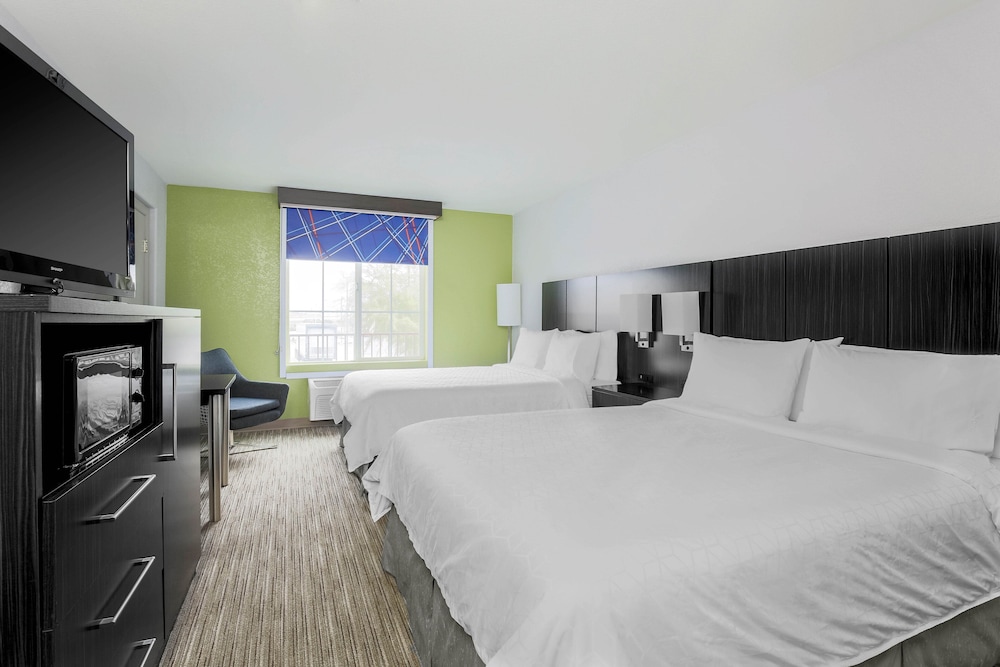 Holiday Inn Express Lancaster 20/70