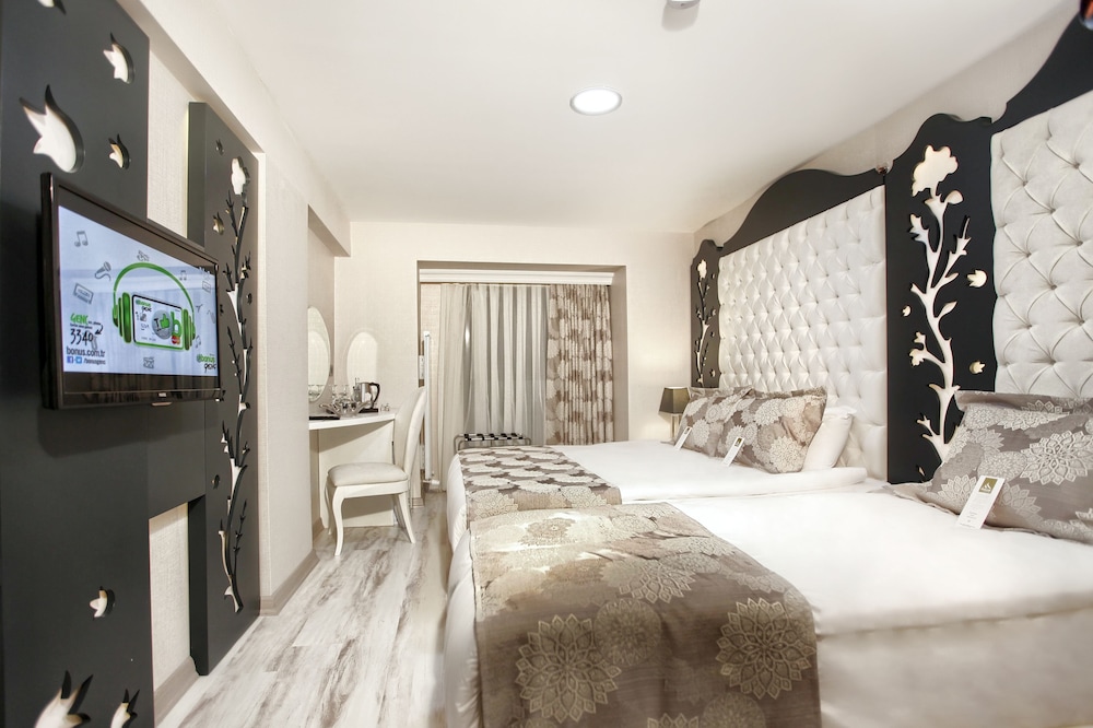 Comfort, 1 King and 1 Single Beds