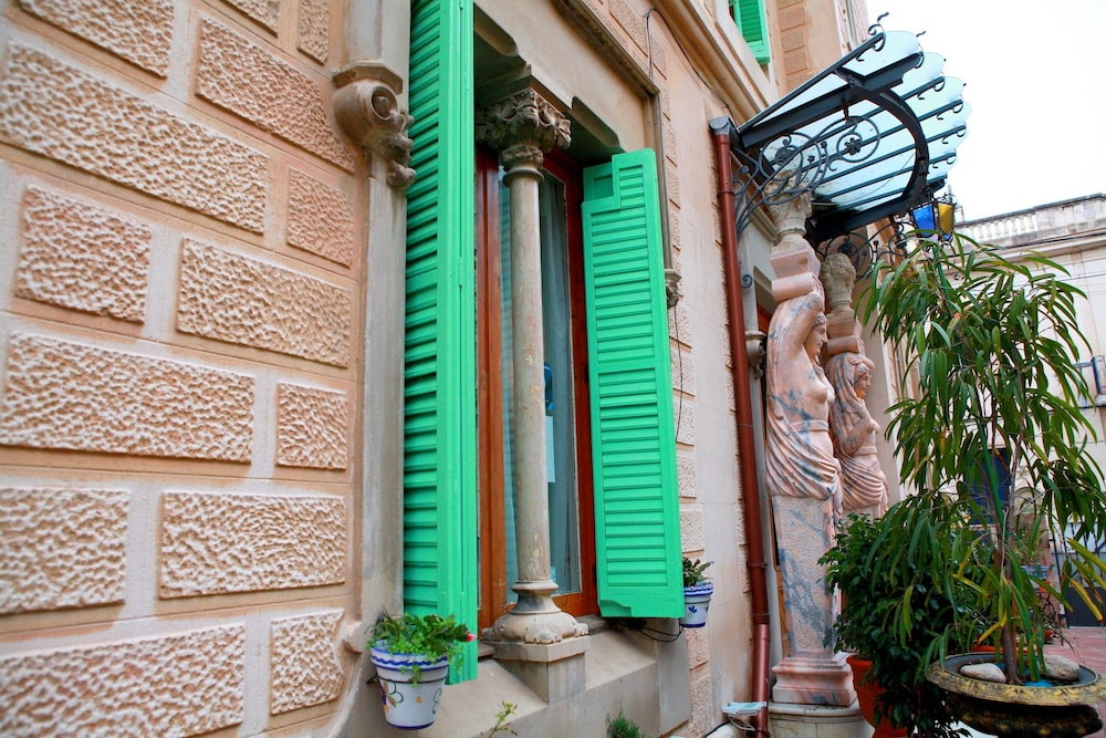 Sitges Royal Rooms photo4