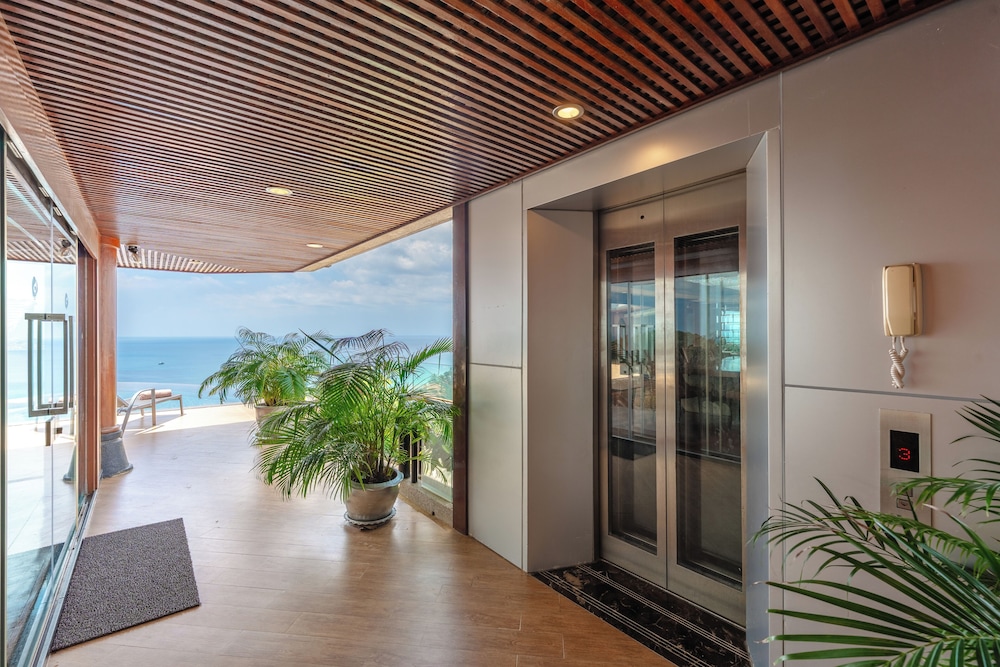 Koi Signature Villa 4/67