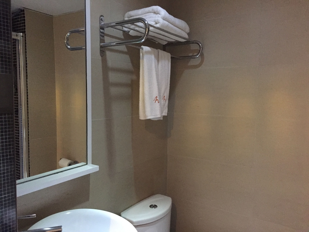 Homy Hotel Central 55/57