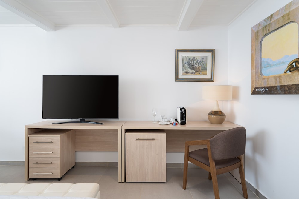Kratiras View Luxury Suites 35/50