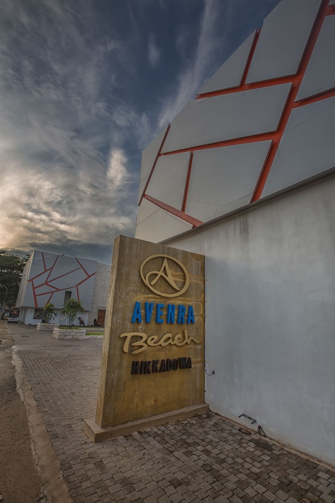 Avenra Beach Hikkaduwa 32/40