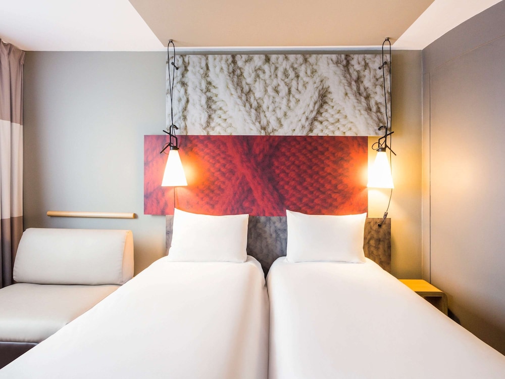 Ibis Bordeaux Centre Bastide 10/72
