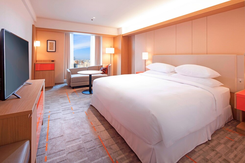 Sheraton Miyako 27/80