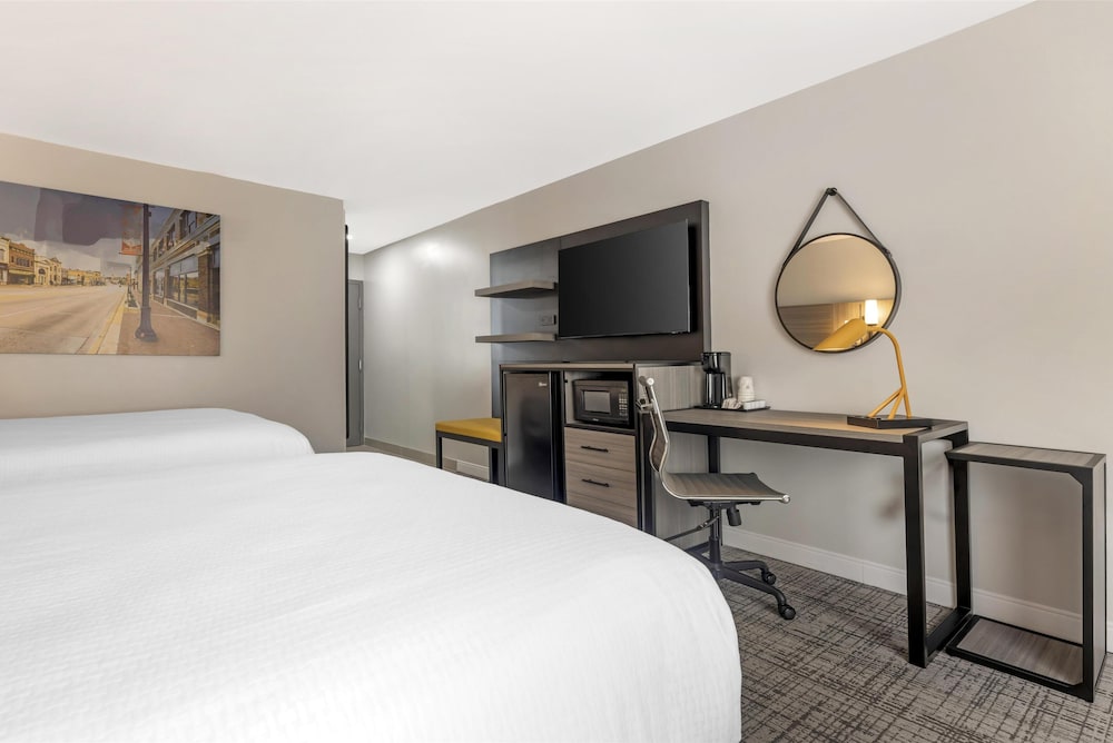 غرفة قياسية بسريرين كوين، Best Western Plus Elgin - Chicago 6/10