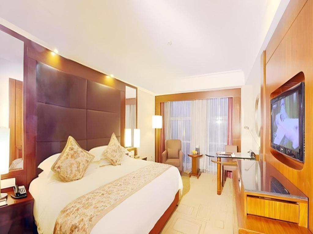 Merchant Marco Garden Hotel 7/45