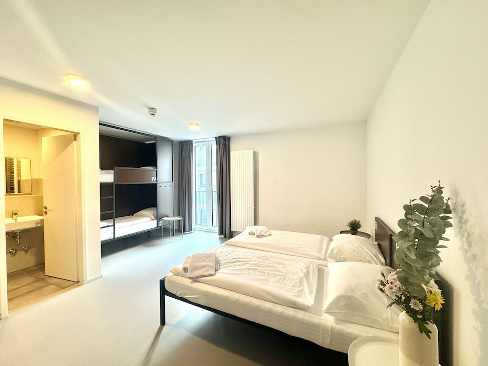 AR City Hotel Berlin 20/50