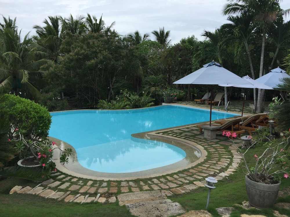 Amarela Resort 66/74