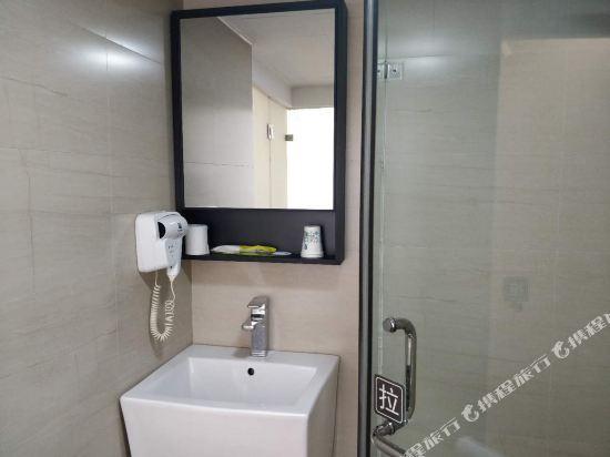7 Days Inn Premium(Beijing Fangzhuang Metro Station) 31/33