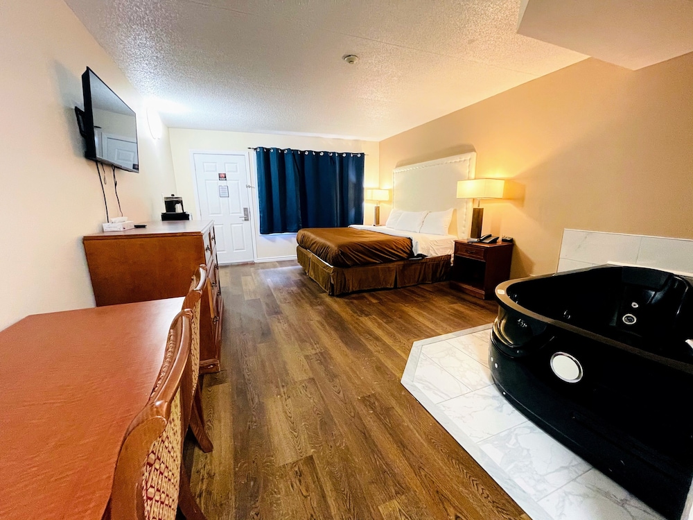 The Universal Inn And Suites 45/67