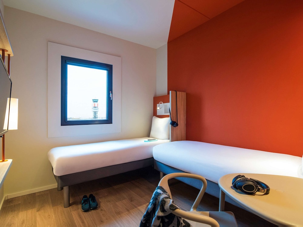Ibis Budget Rotterdam The Hague Airport 35/35