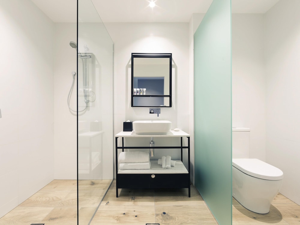 Mercure Canberra Belconnen 69/69