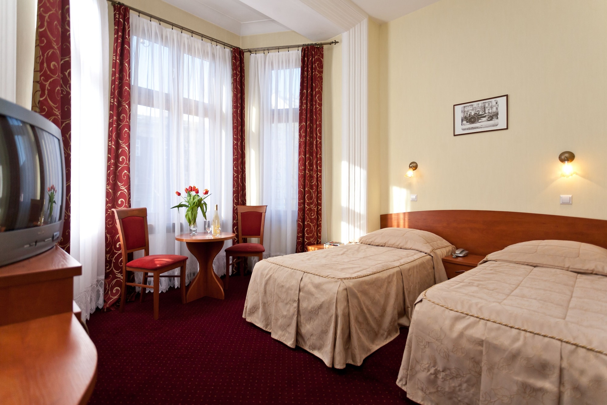 STANDARD, TWIN BEDS