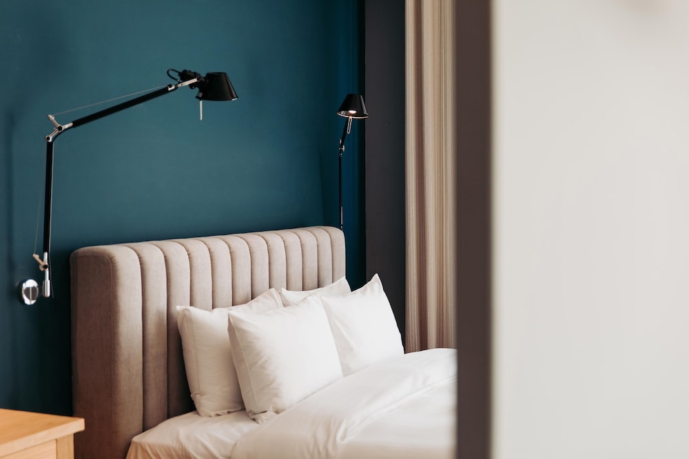 U I J Hotel Hostel 18/41