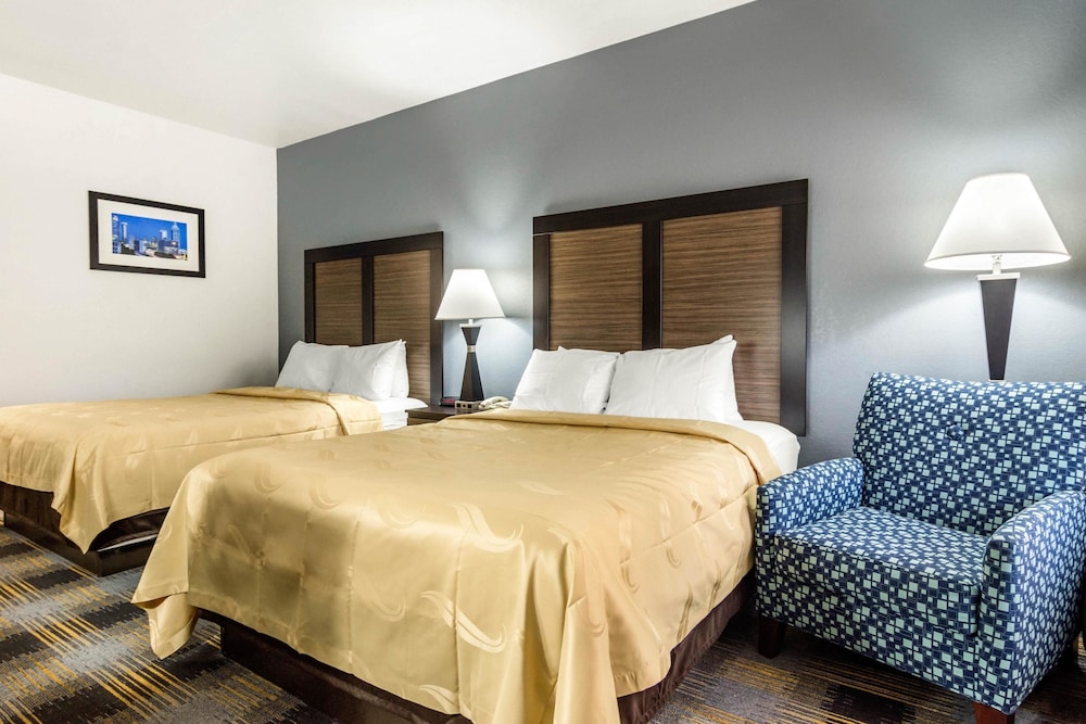Quality Inn Near Six Flags 15/29