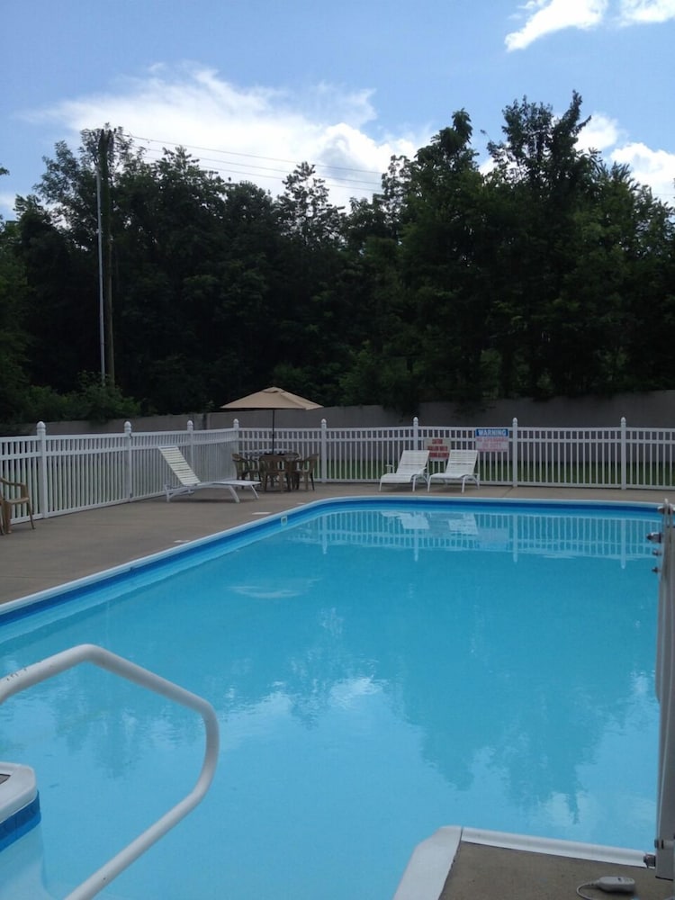 Quality Inn Calvert City - Paducah East 21/31