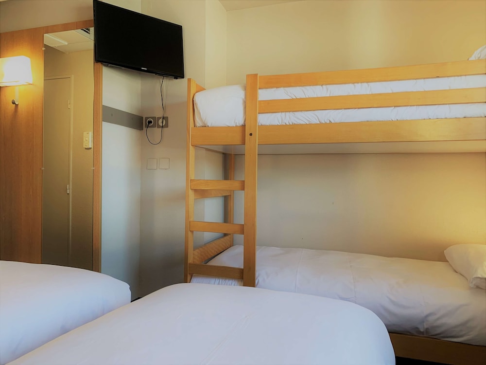 Kyriad Direct Clermont Ferrand Nord Gerzat 16/34