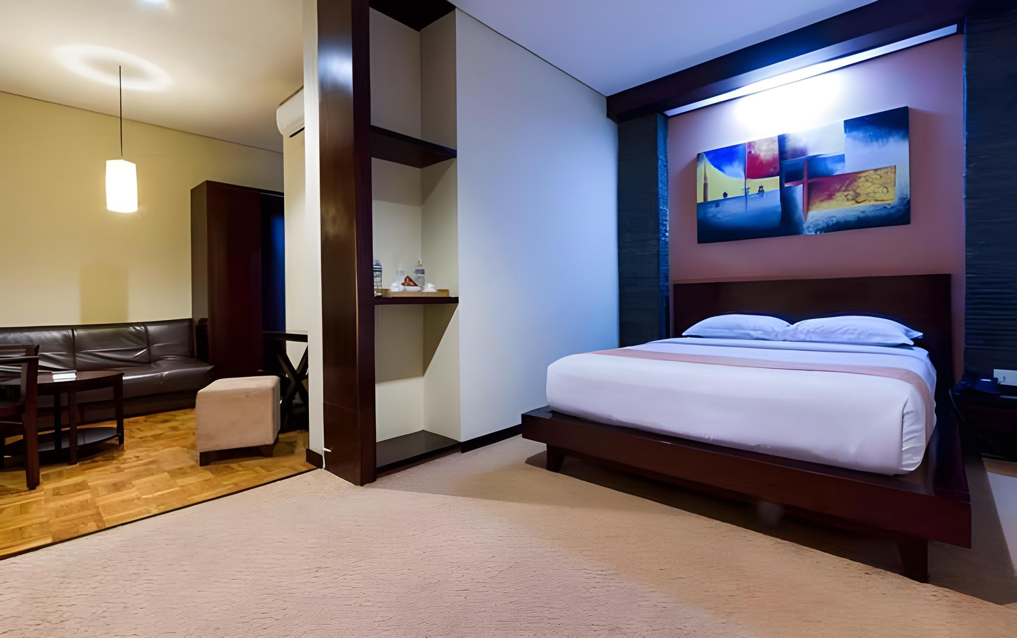 Royal Denai View Hotel 12/30