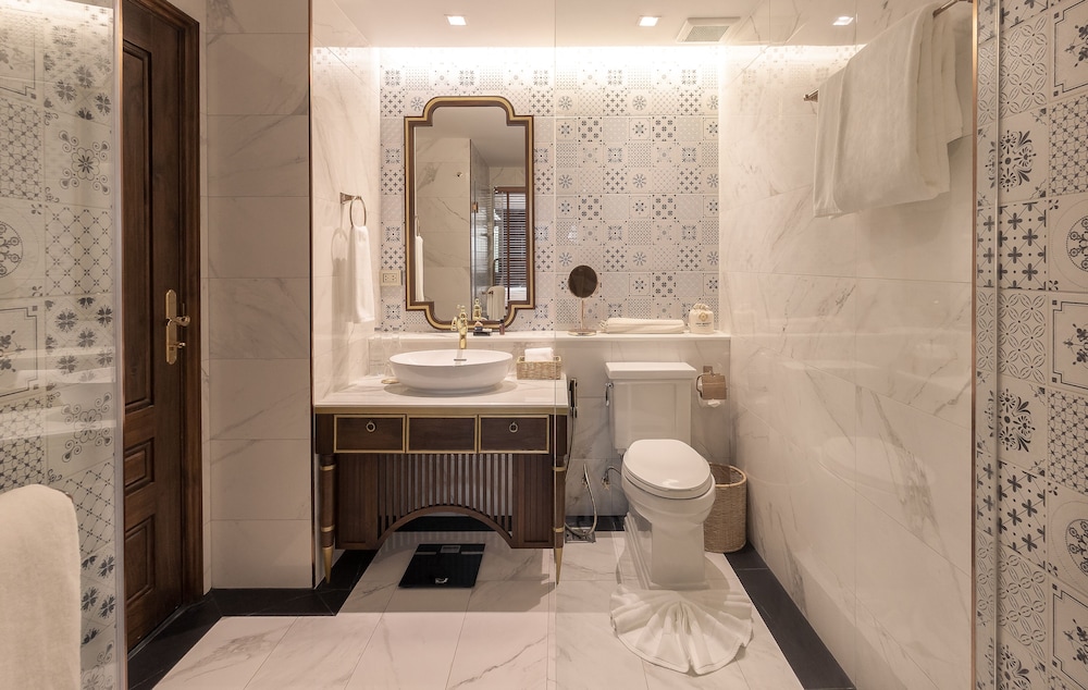 غرفة ديلوكس بسريرين منفصلين بشرفة، CHINO at Nimman Luxury Boutique Hotel 4/5