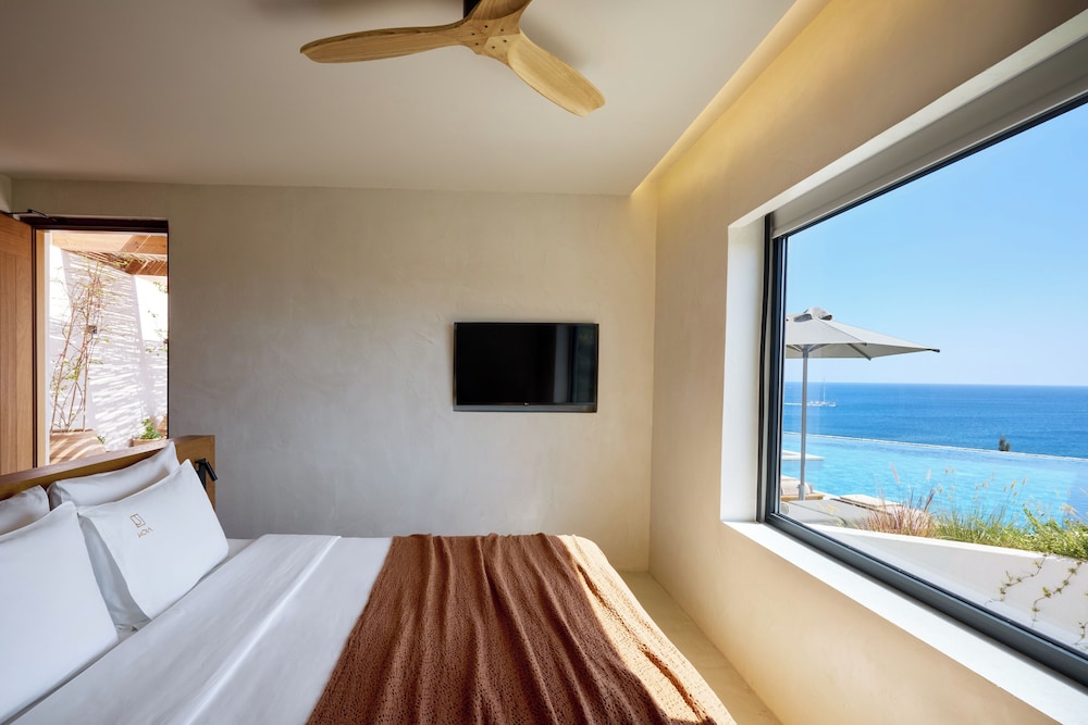 KOIA All Suite Wellbeing Resort 26/73