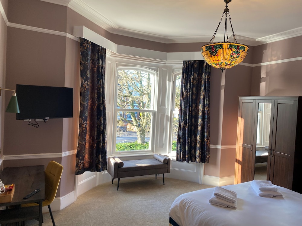 The Elizabeth House Hotel 12/58