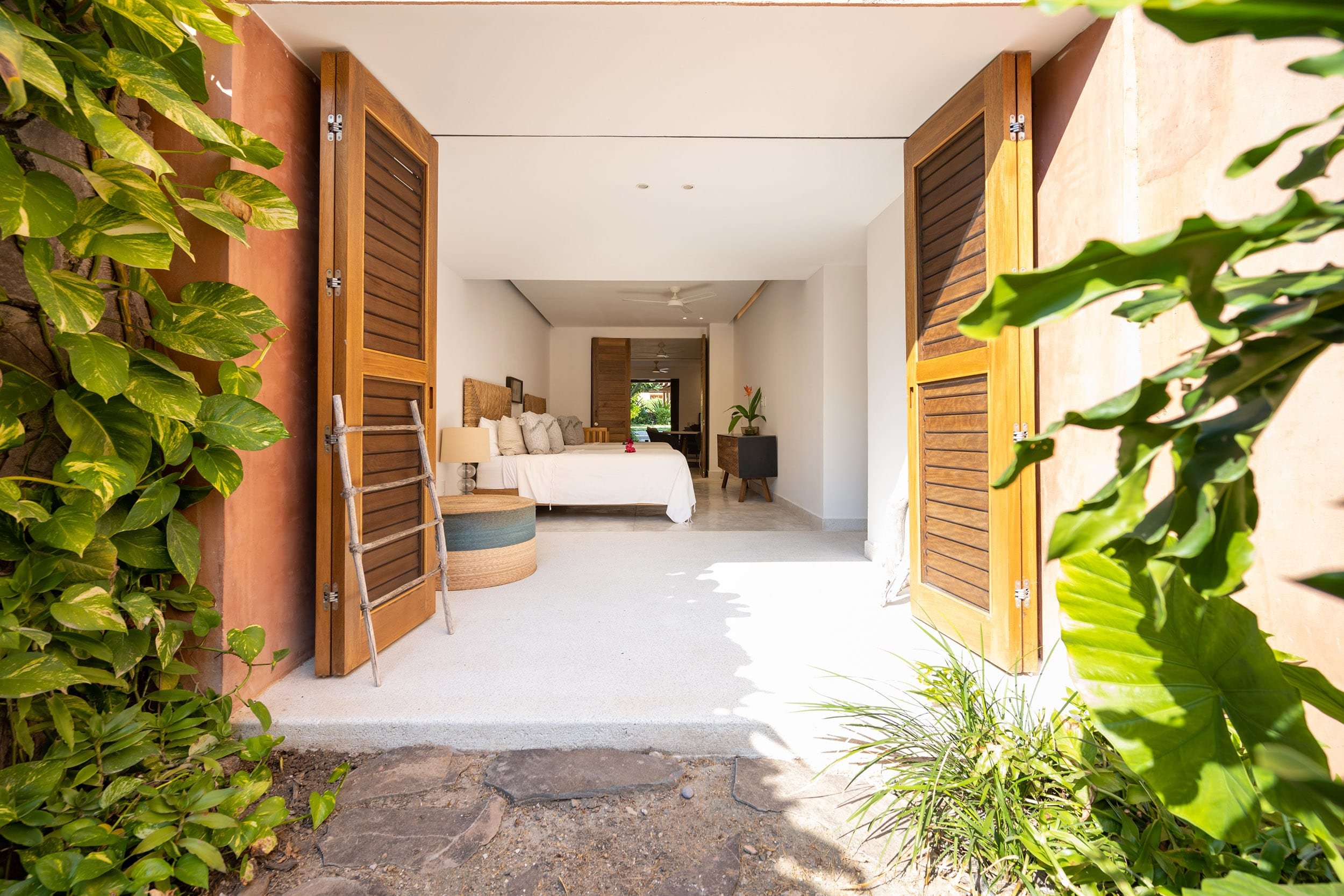 El Careyes Club and Residences 32/35