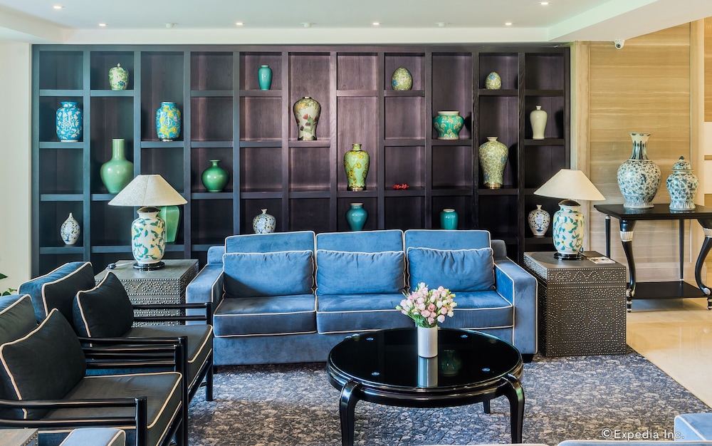 Elegant Suites Westlake 34/72