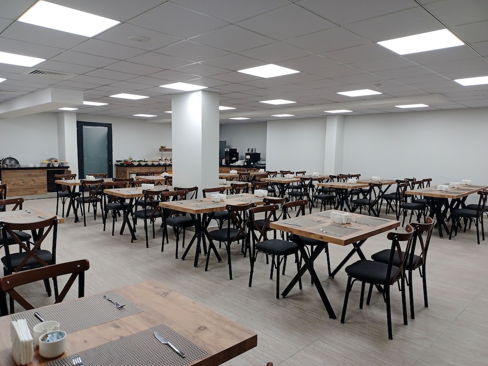 C Suites Antalia 37/50