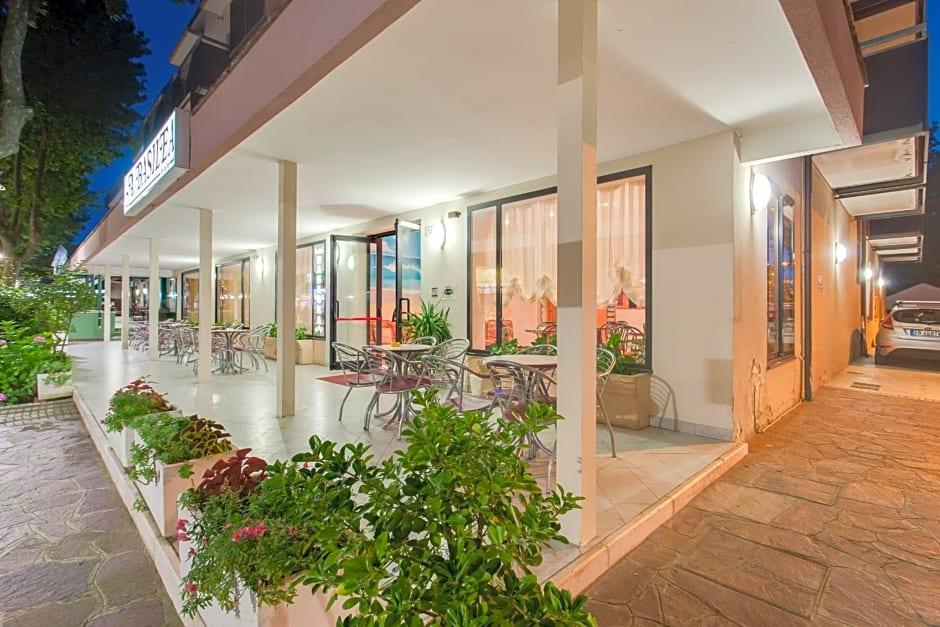 Hotel Basilea 8/42