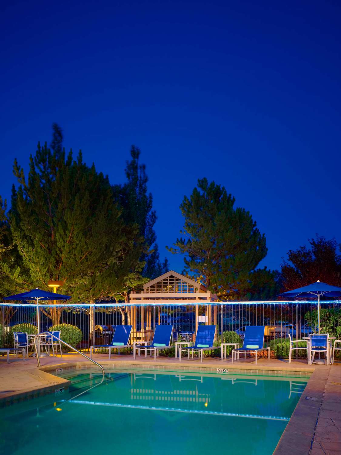 Sonesta Simply Suites Dublin Columbus 33/34
