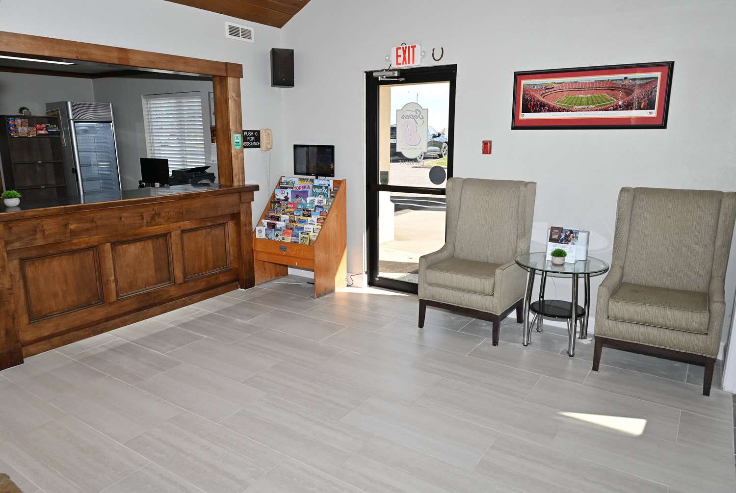 Super 8 by Wyndham Higginsville 2/11