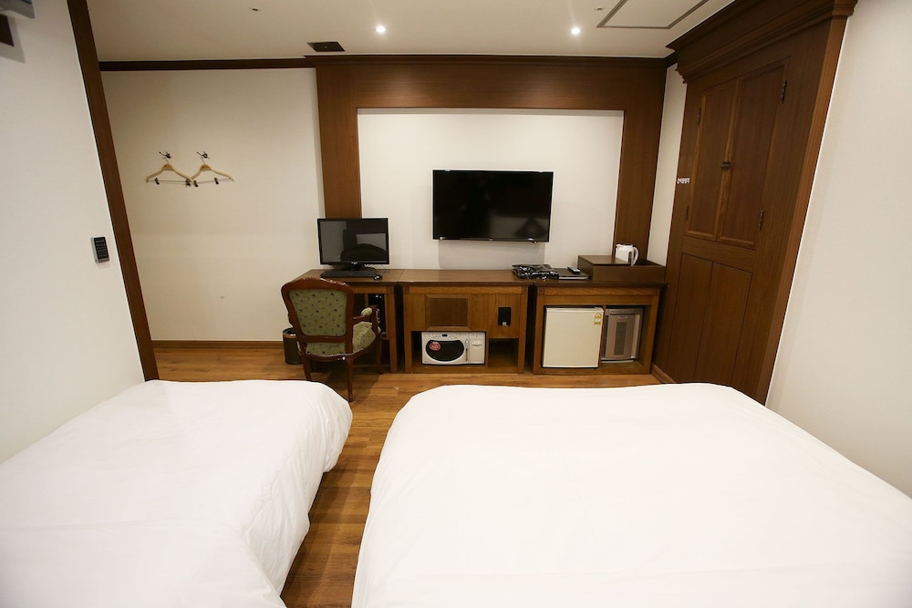 Hotel Cullinan Yongin 19/62