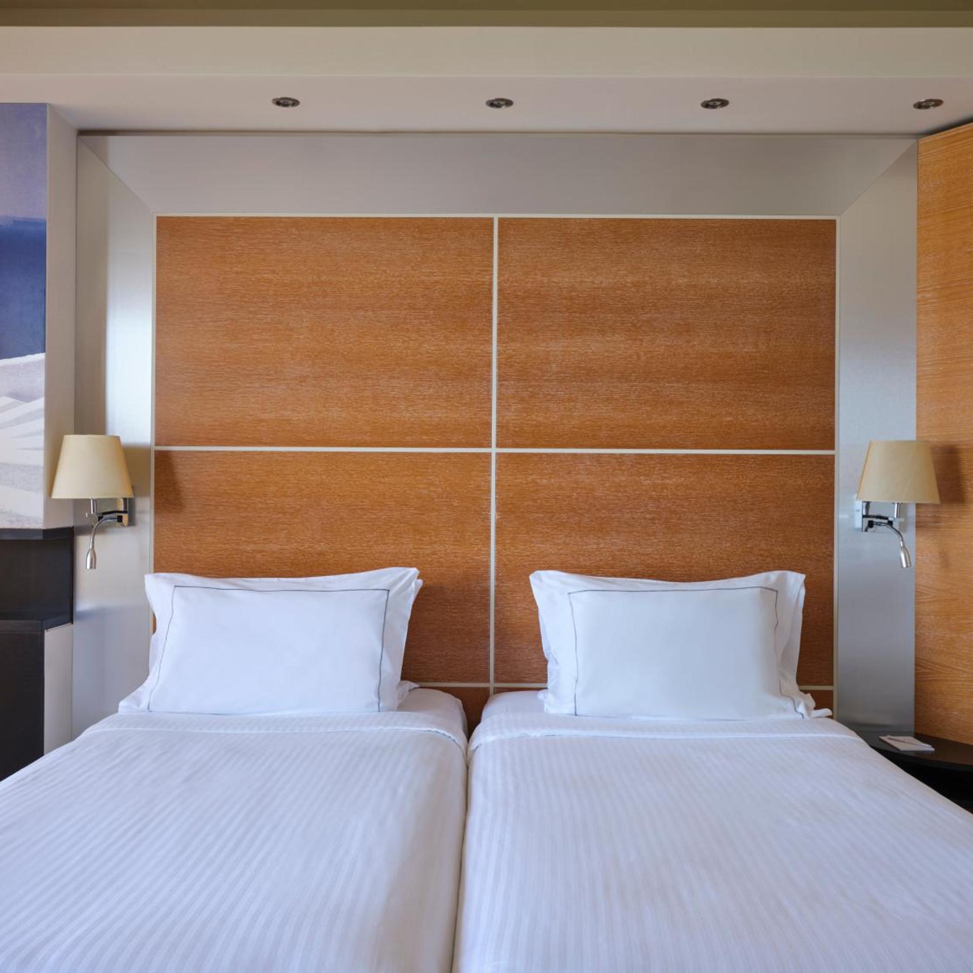 Room, Double Bed, Lateral Side Sea View
