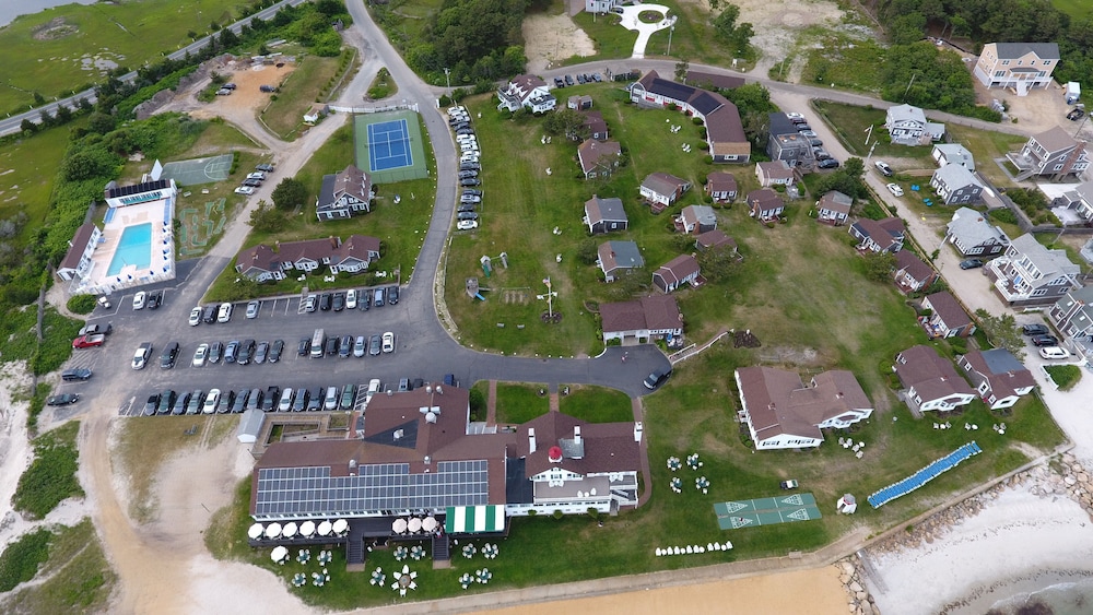 Lighthouse Inn 4/50