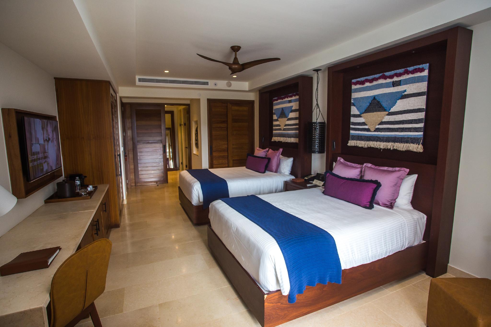 Preferred Club, Swim Out, Junior Suite, 2 Double Beds
