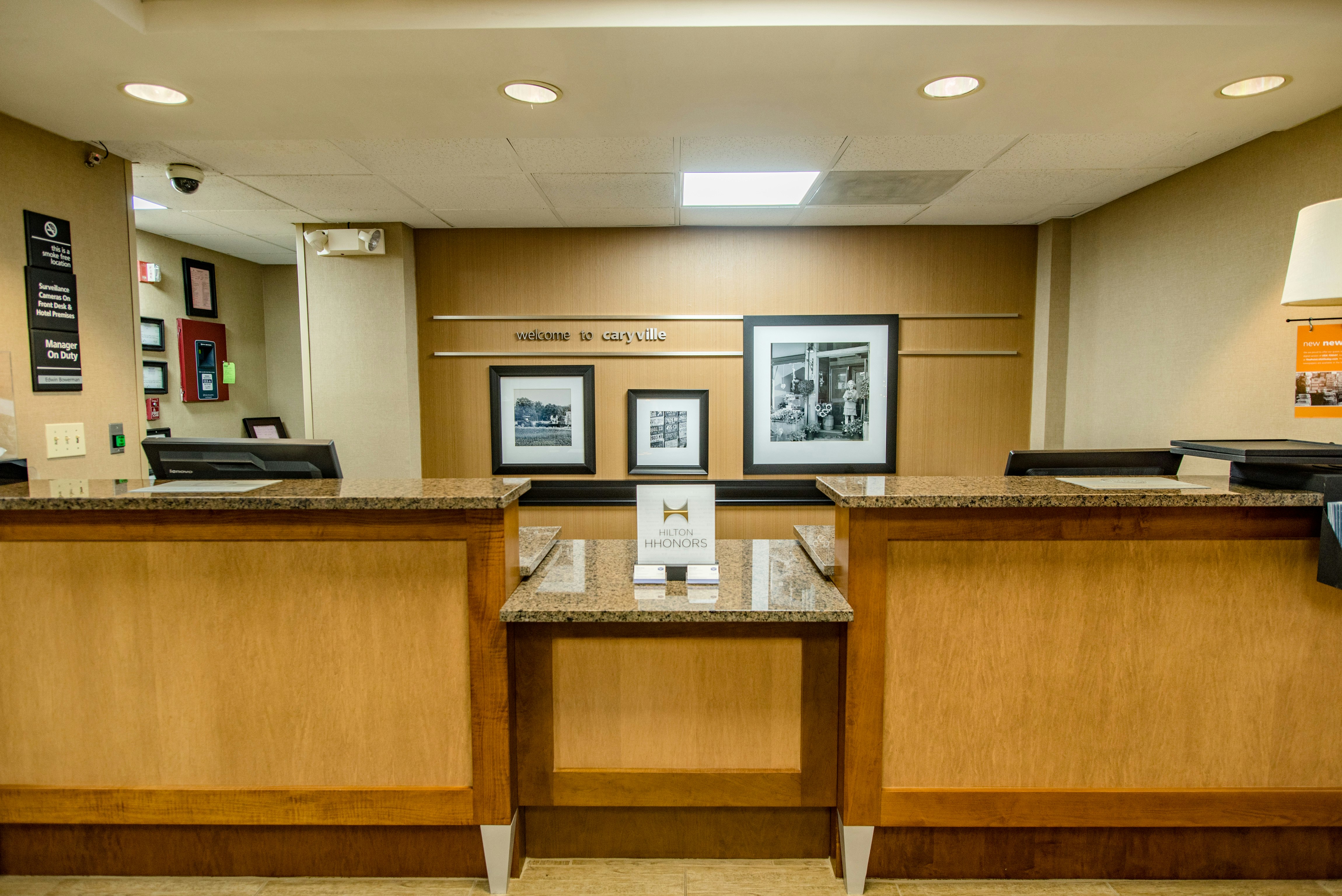 Hampton Inn Caryville-I-75/Cove Lake-State Park 7/84