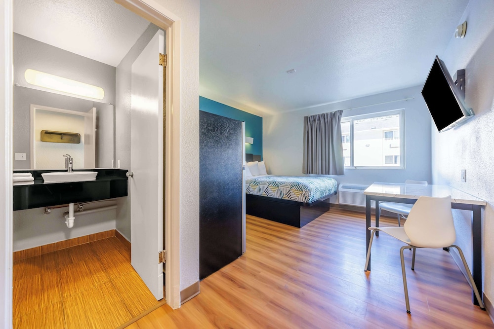 Studio6 Seattle, WA – Sea-Tac Airport South 14/31