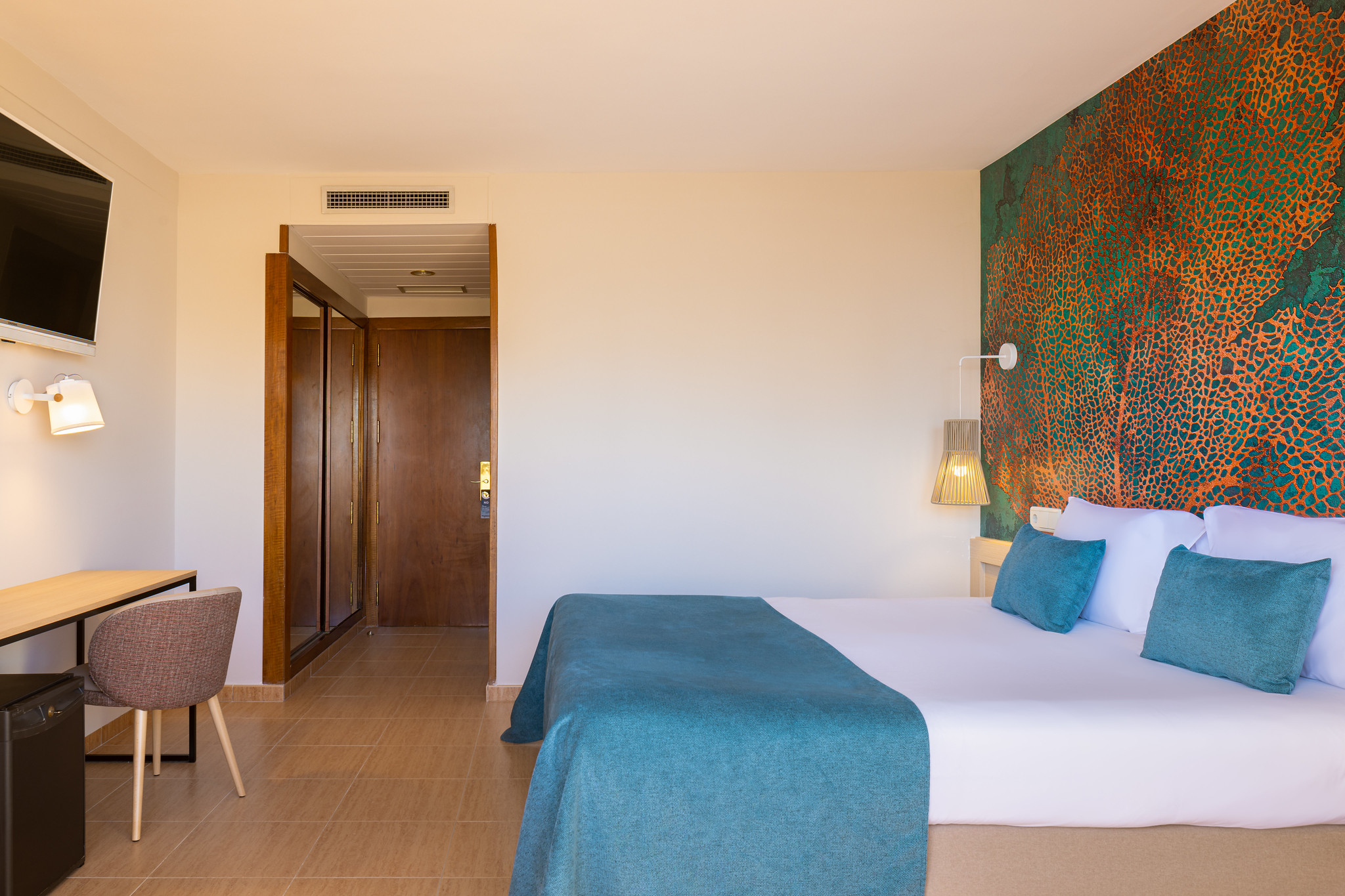 Single Superior Room 1 adult Adults Only، htop Amaika - Adults Only 5/8