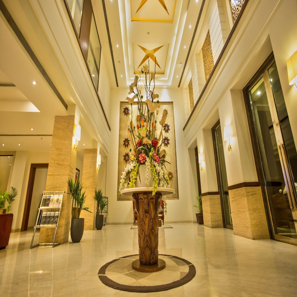 Sarovar Portico 33/50